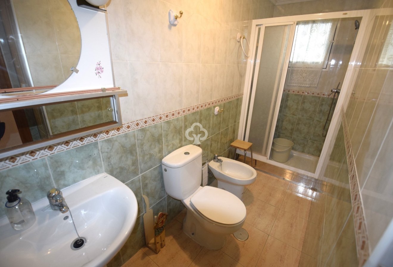 Resale - Apartament -
Guardamar del Segura - Guardamar pueblo