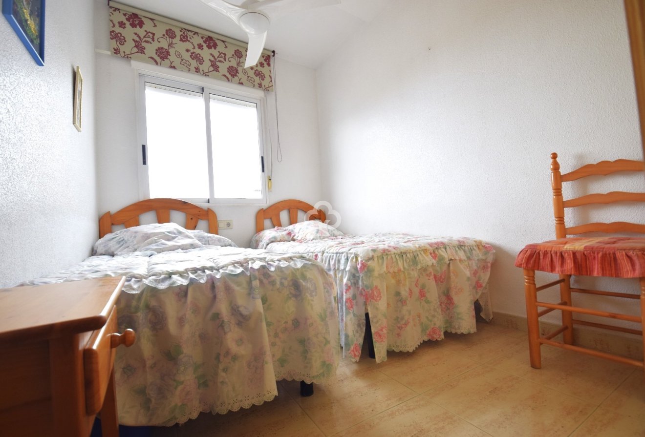 Resale - Apartament -
Guardamar del Segura - Guardamar pueblo