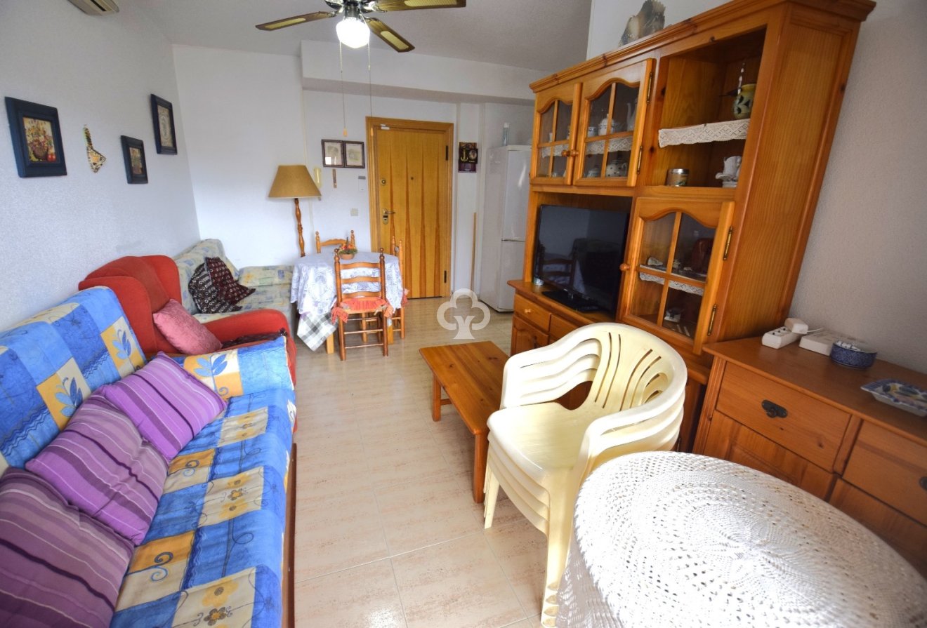 Resale - Apartament -
Guardamar del Segura - Guardamar pueblo