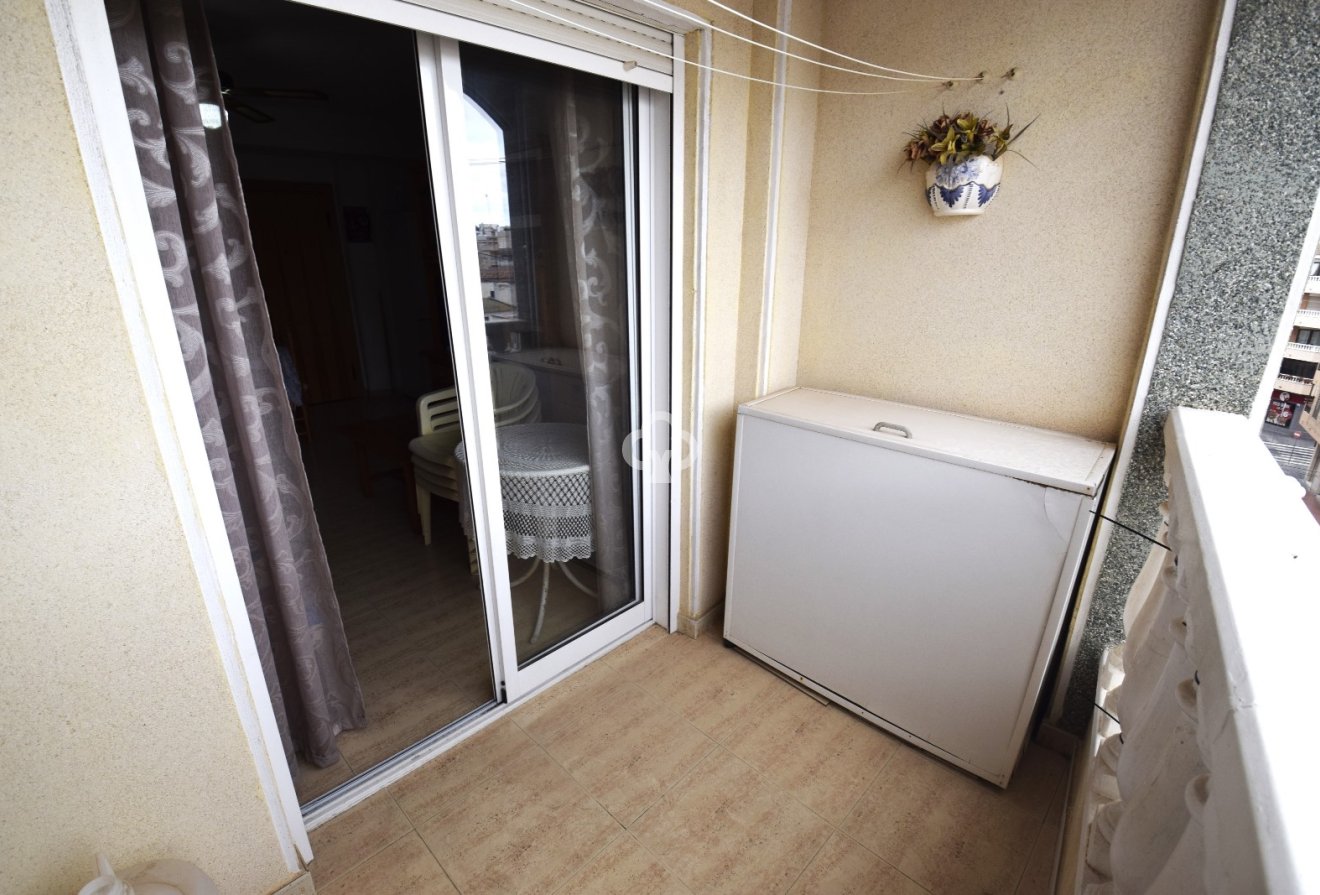 Resale - Apartament -
Guardamar del Segura - Guardamar pueblo