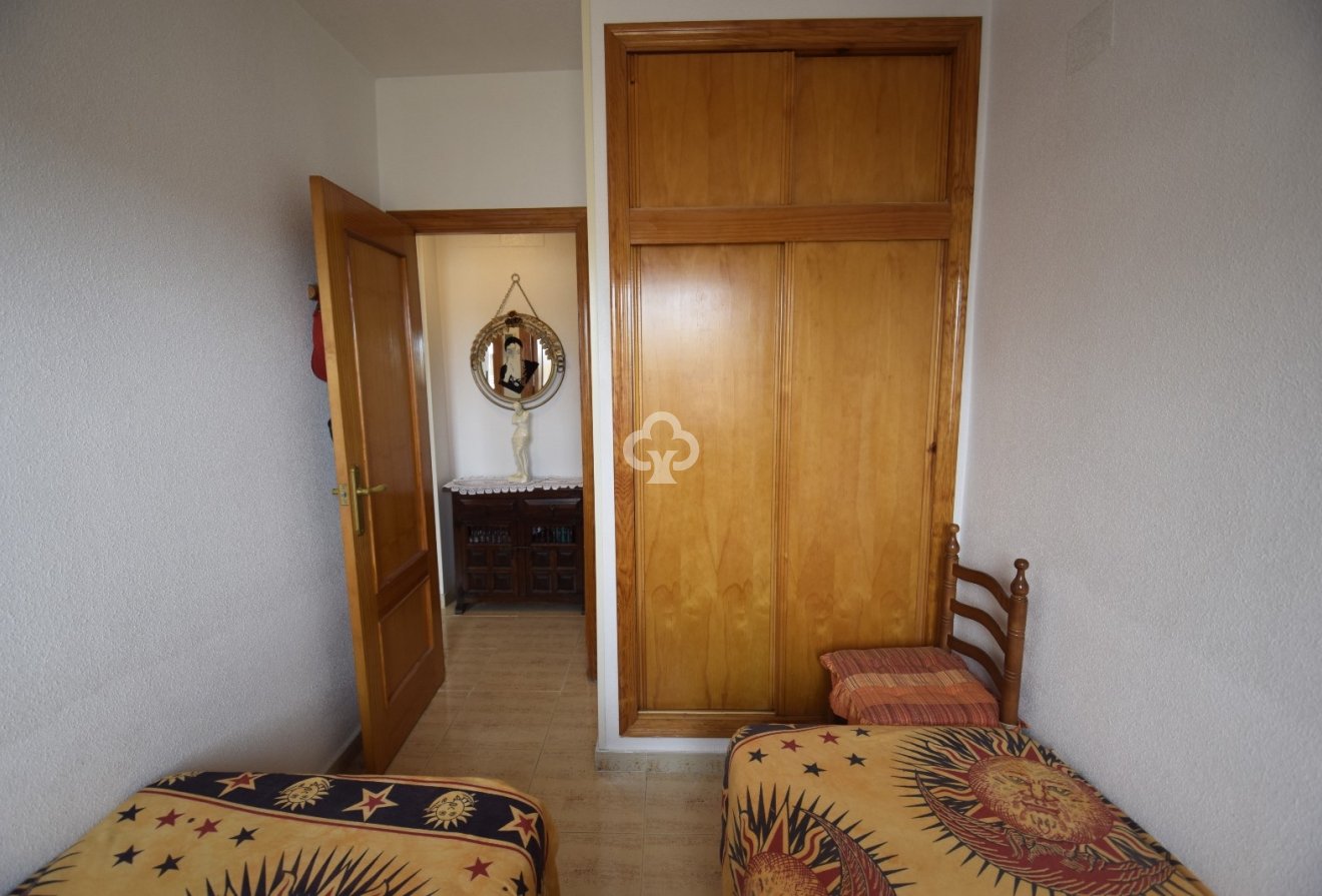 Resale - Apartament -
Guardamar del Segura - Guardamar pueblo