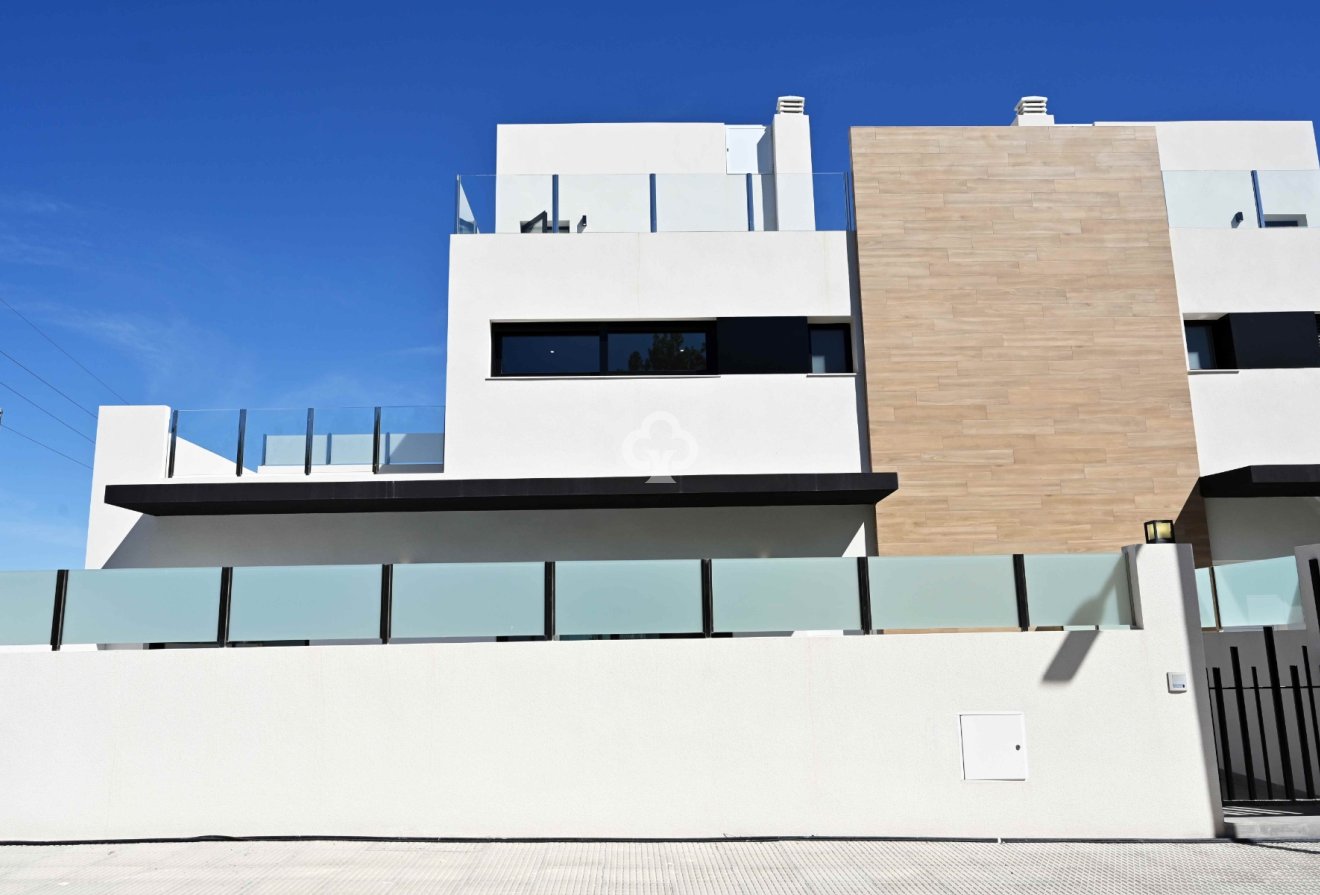 Neue Gebäude - Chalet -
Orihuela Costa - Villamartín