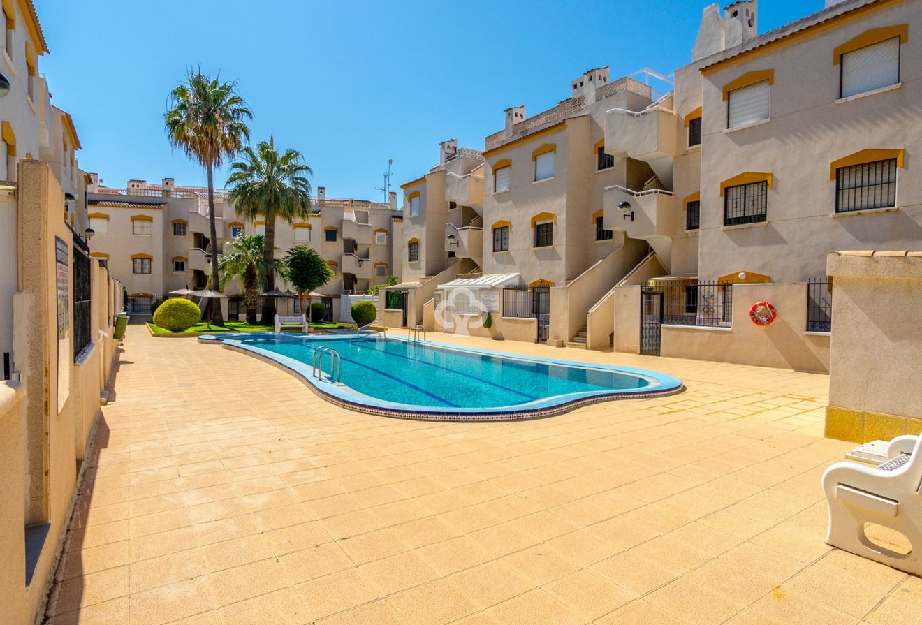 Reventa - Apartamento -
Orihuela Costa - Punta Prima