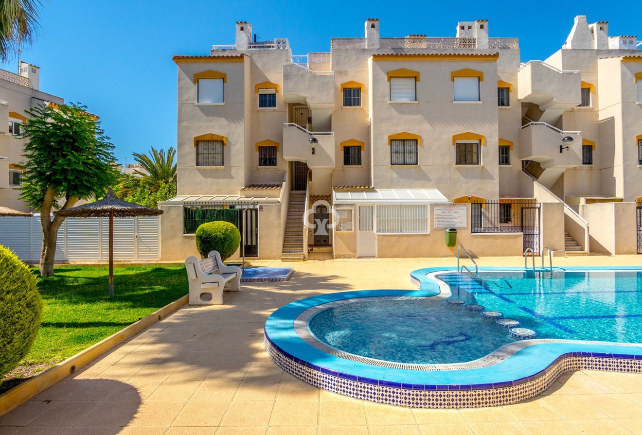 Resale - Apartament -
Orihuela Costa - Punta Prima