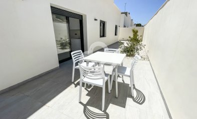 Obra nueva - Villas -
Pilar de la Horadada