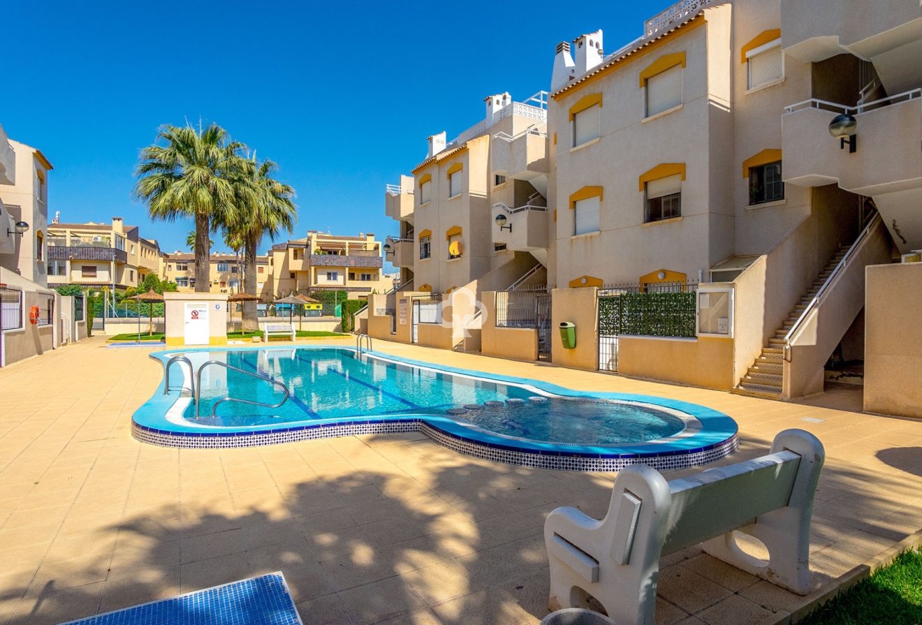 Resale - Apartament -
Orihuela Costa - Punta Prima