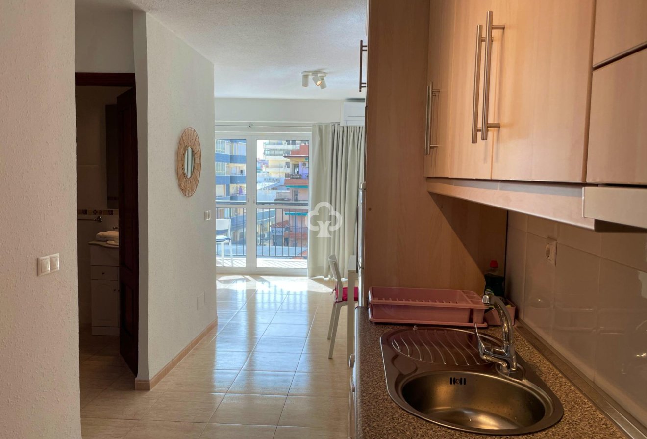 Reventa - Apartamento -
Fuengirola - 1ª Línea de playa