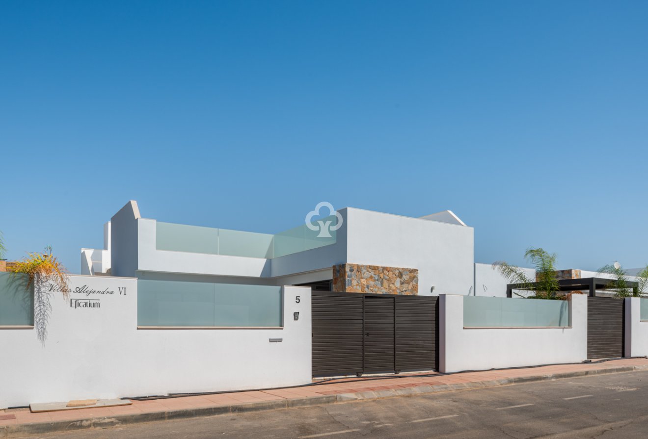 Obra nueva - Villas -
Los Alcázares