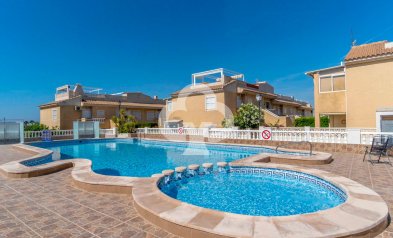 Återförsäljning - Bungalow -
Torrevieja - Nueva Torrevieja - Aguas Nuevas