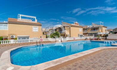 Återförsäljning - Bungalow -
Torrevieja - Nueva Torrevieja - Aguas Nuevas