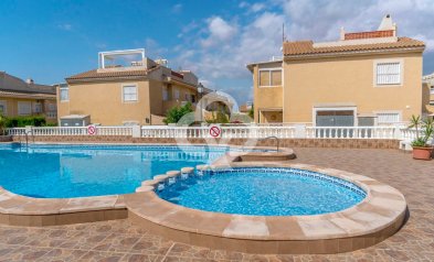 Återförsäljning - Bungalow -
Torrevieja - Nueva Torrevieja - Aguas Nuevas