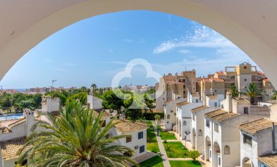 Resale - Apartment / flat -
Torrevieja - Nueva Torrevieja - Aguas Nuevas