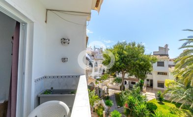 Resale - Apartment / flat -
Torrevieja - Nueva Torrevieja - Aguas Nuevas