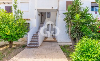 Resale - Apartment / flat -
Torrevieja - Nueva Torrevieja - Aguas Nuevas