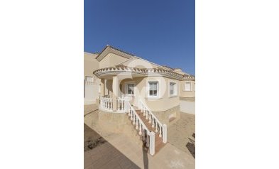 Obra nueva - Villas -
San Miguel de Salinas