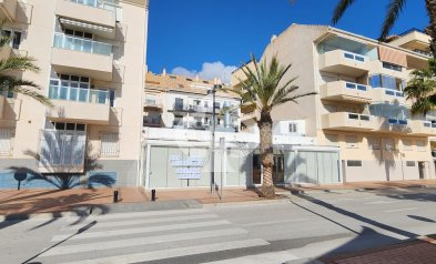 Jälleenmyynti - Huoneisto -
Fuengirola - Carvajal