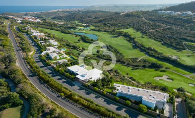 Obra nueva - Villas -
Casares