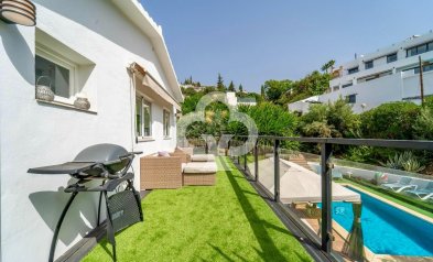 Reventa - Villa -
Fuengirola - Torreblanca del Sol