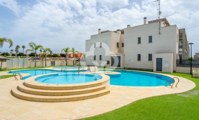 Återförsäljning - Bungalow -
Torrevieja - Nueva Torrevieja - Aguas Nuevas