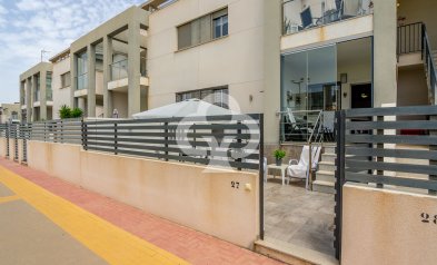 Jälleenmyynti - Bungalow -
Torrevieja - Nueva Torrevieja - Aguas Nuevas