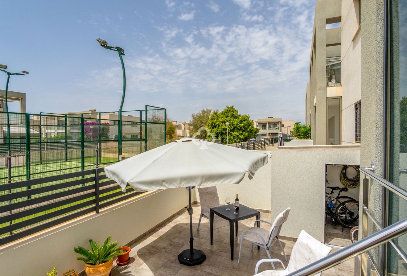 Wiederverkauf - Bungalow -
Torrevieja - Nueva Torrevieja - Aguas Nuevas