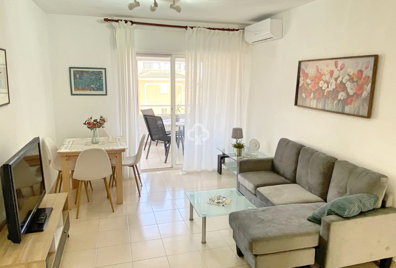 Wiederverkauf - Wohnung -
Torrevieja - Nueva Torrevieja - Aguas Nuevas