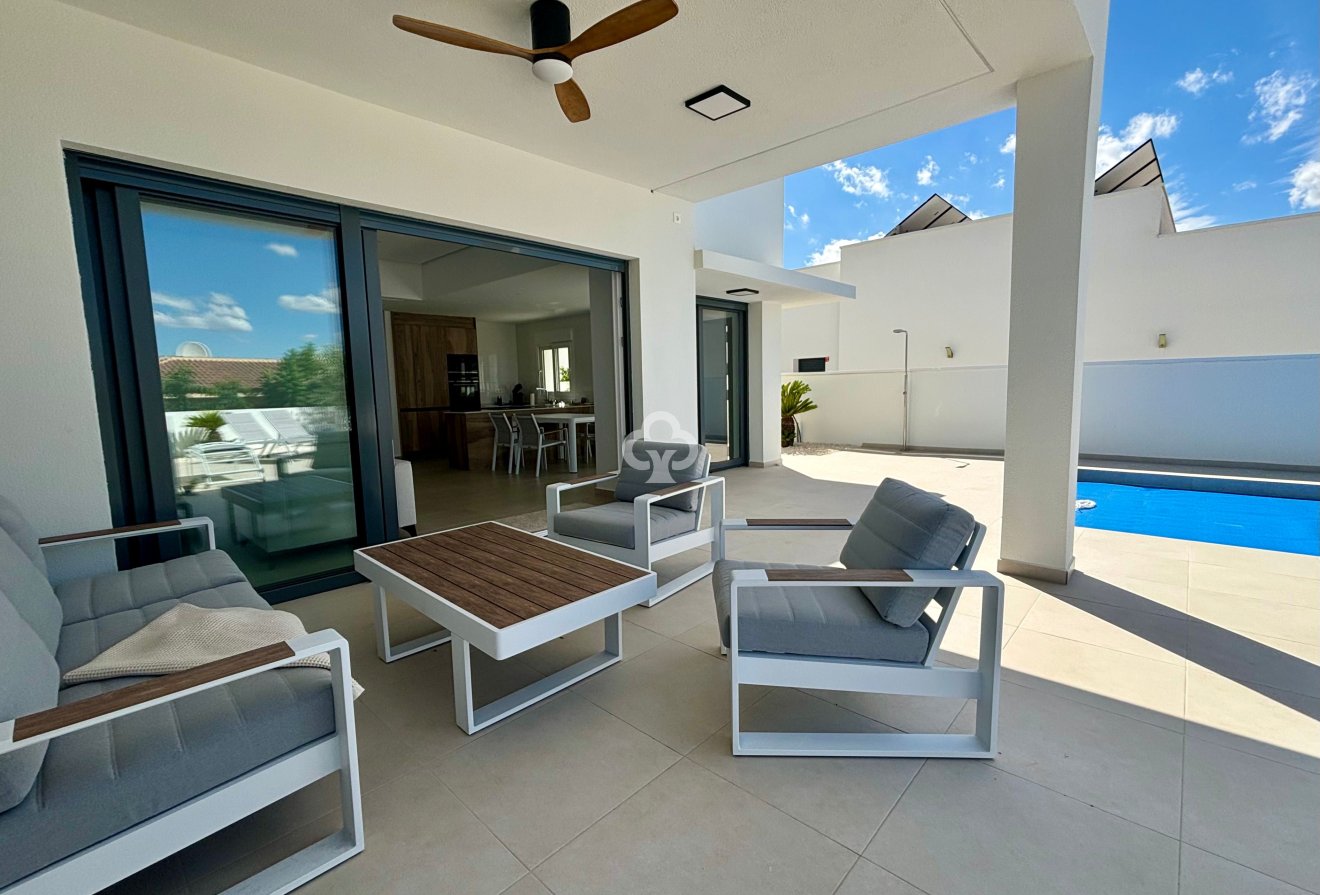 Reventa - Villas -
Benijofar