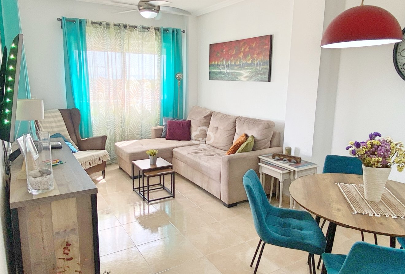 Resale - Apartment / flat -
Guardamar del Segura - Guardamar pueblo