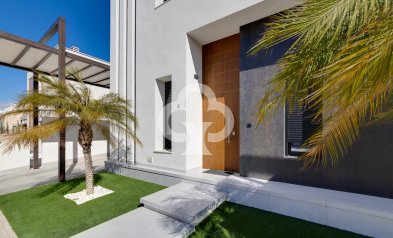 Obra nueva - Villas -
Pilar de la Horadada