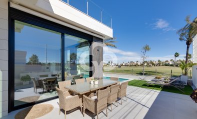 Obra nueva - Villas -
Pilar de la Horadada