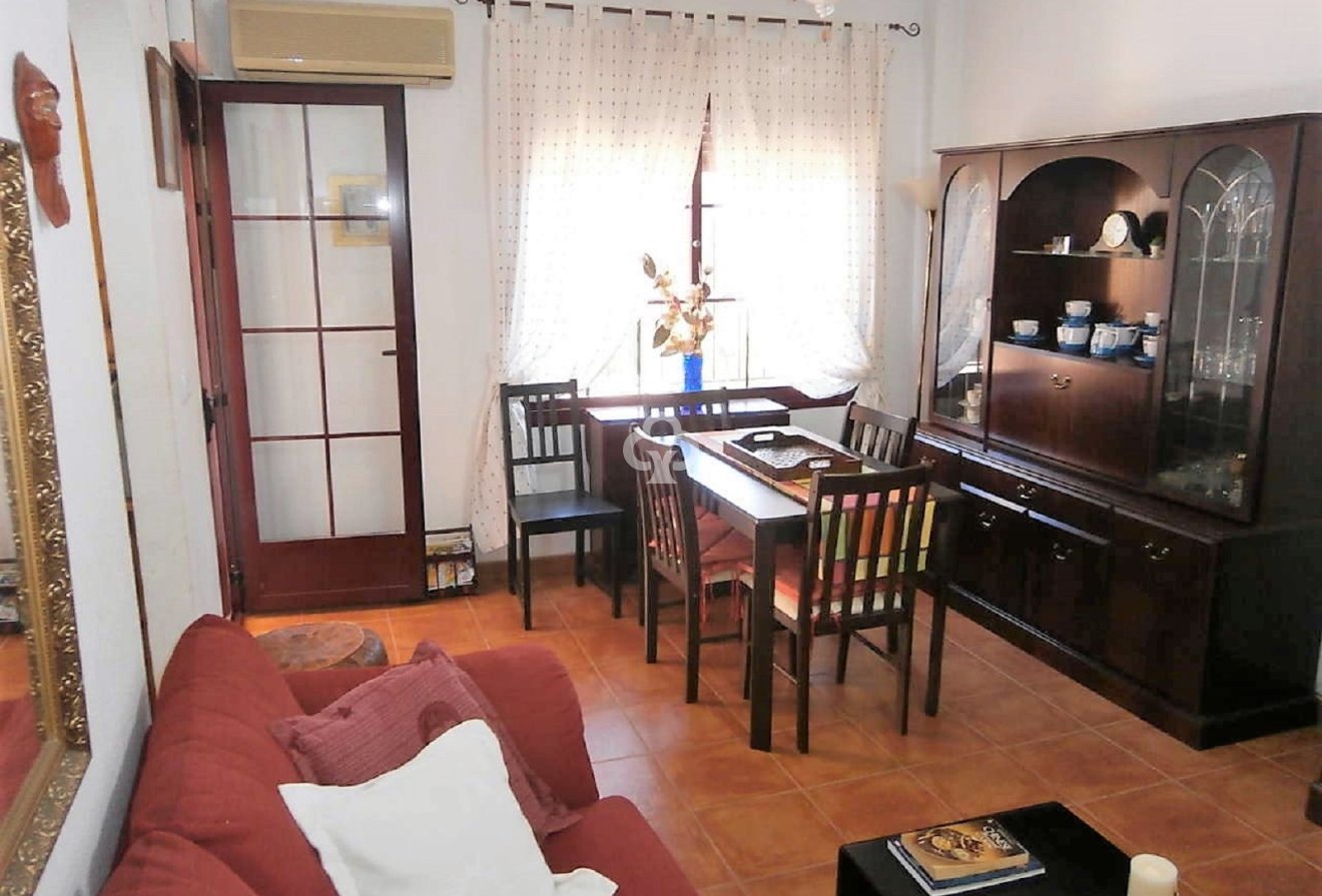 Jälleenmyynti - Bungalow -
Torrevieja - La Siesta - El Salado -  Torreta