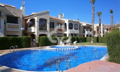 Återförsäljning - Bungalow -
Torrevieja - La Siesta - El Salado -  Torreta