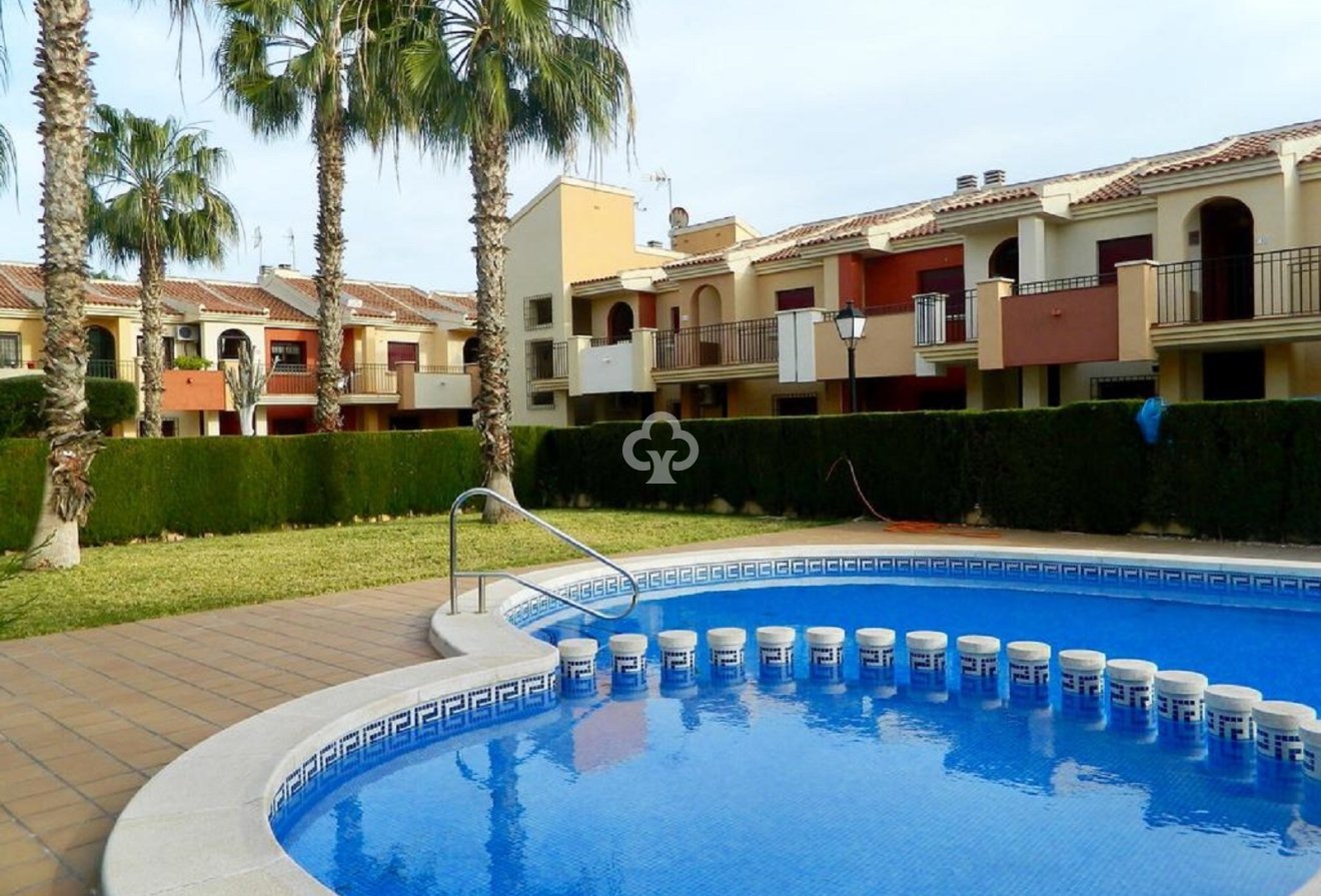 Återförsäljning - Bungalow -
Torrevieja - La Siesta - El Salado -  Torreta