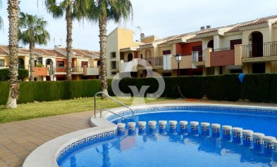 Jälleenmyynti - Bungalow -
Torrevieja - La Siesta - El Salado -  Torreta