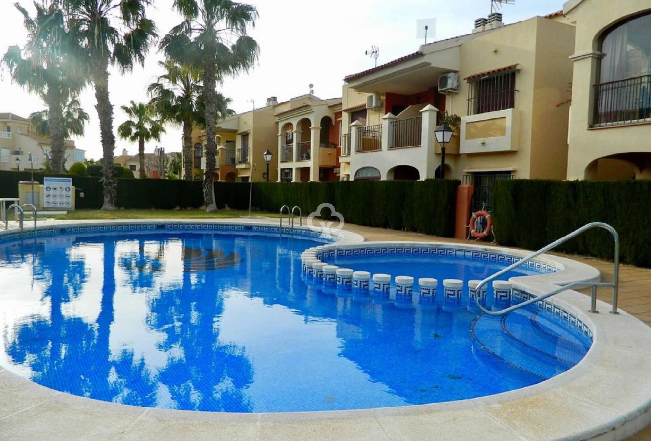 Återförsäljning - Bungalow -
Torrevieja - La Siesta - El Salado -  Torreta