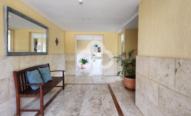 Wiederverkauf - Apartamento -
Fuengirola - Castillo de Sohail