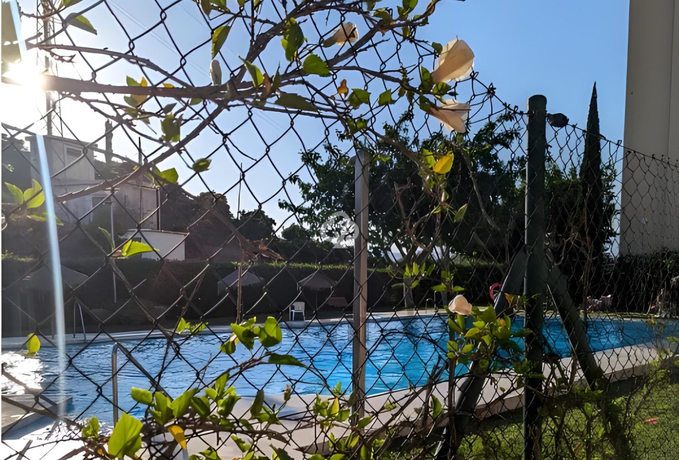 Återförsäljning - Lägenhet -
Fuengirola - Castillo de Sohail