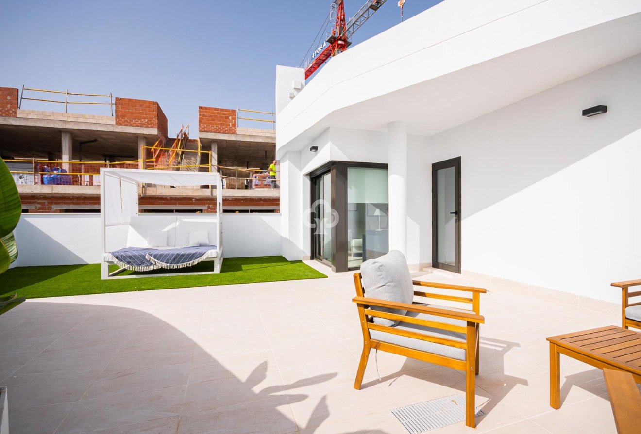 Neue Gebäude - Villa / Doppelhaushälfte -
Torrevieja - Los balcones