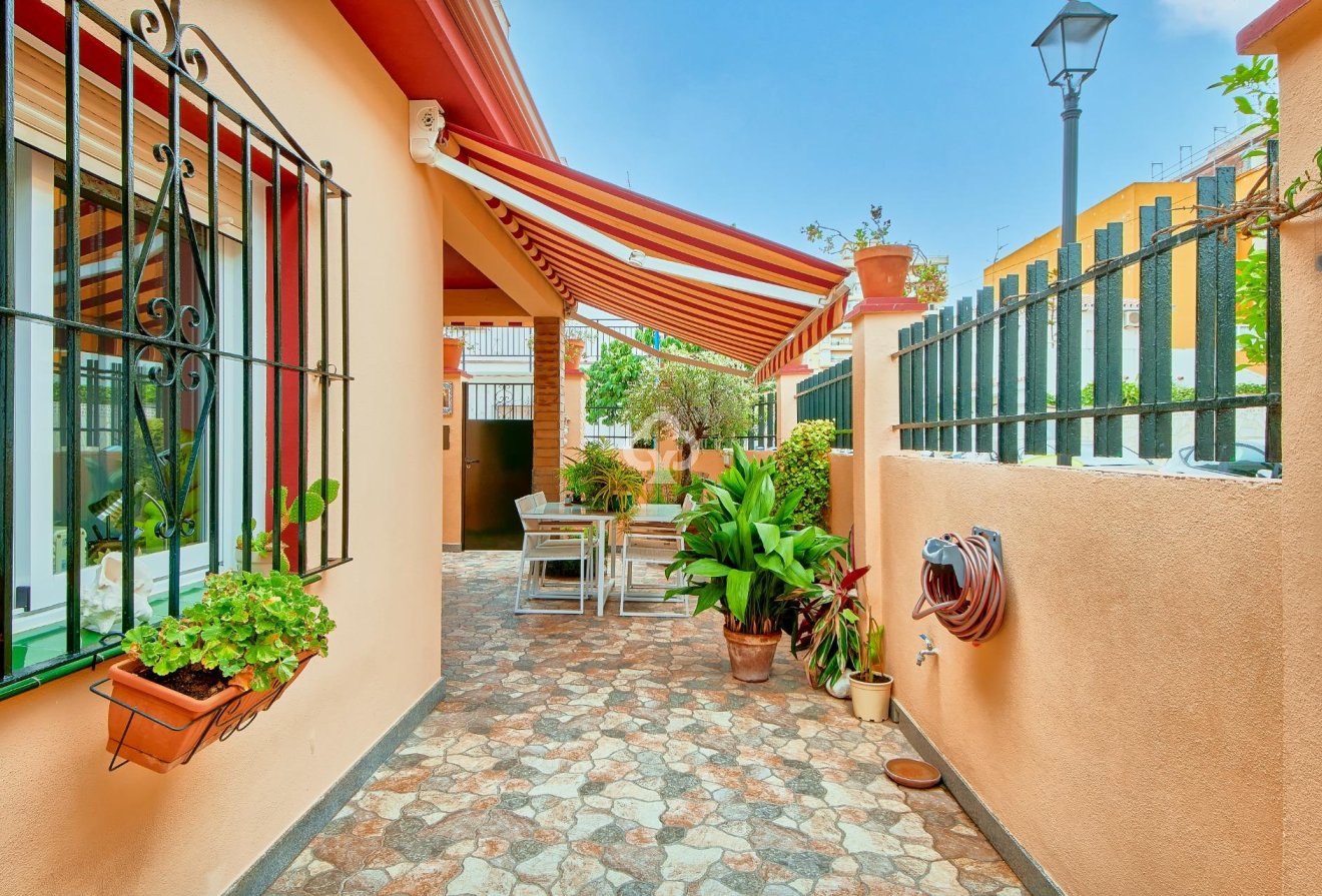 Jälleenmyynti - Casa -
Fuengirola - Los Boliches