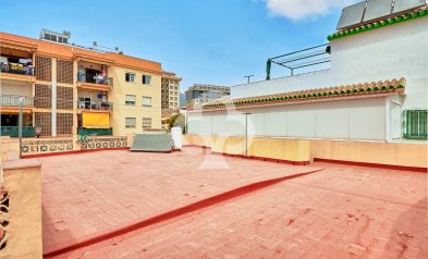 Resale - Casa -
Fuengirola - Los Boliches