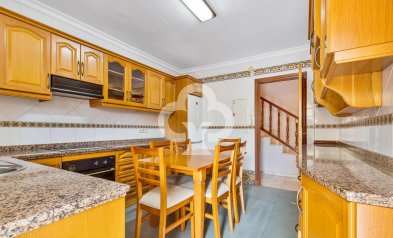 Resale - Casa -
Fuengirola - Los Boliches