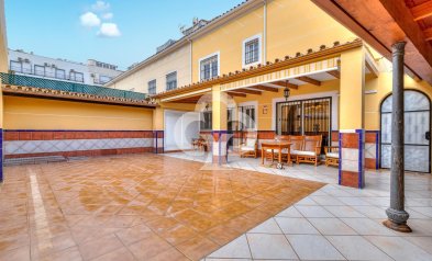 Resale - Casa -
Fuengirola - Los Boliches