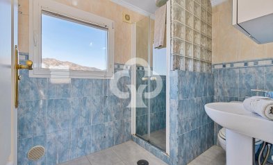 Jälleenmyynti - Villa -
Fuengirola - La Sierrezuela