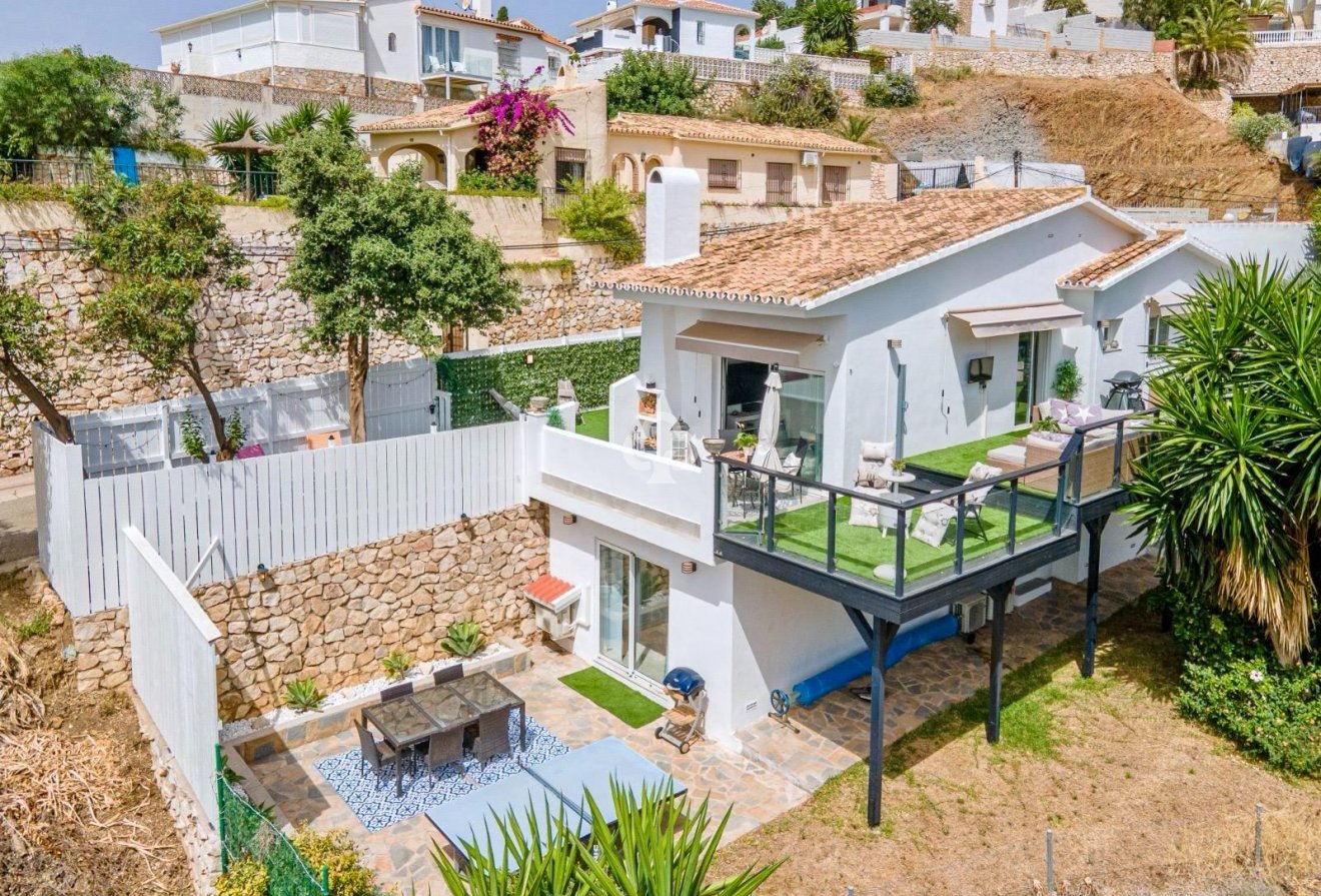 Återförsäljning - Villa -
Fuengirola - Torreblanca del Sol