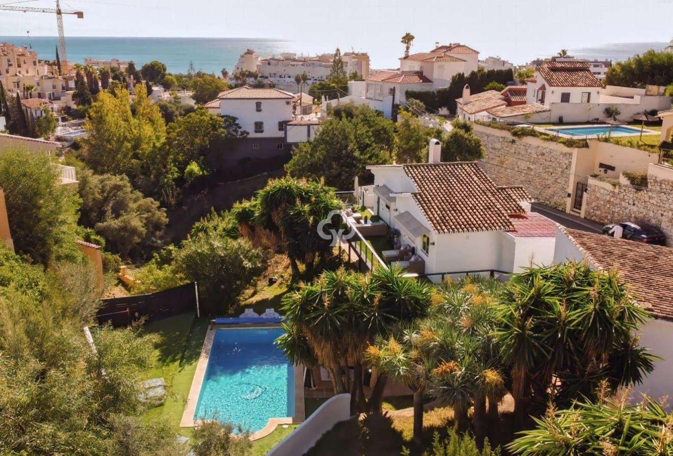 Återförsäljning - Villa -
Fuengirola - Torreblanca del Sol