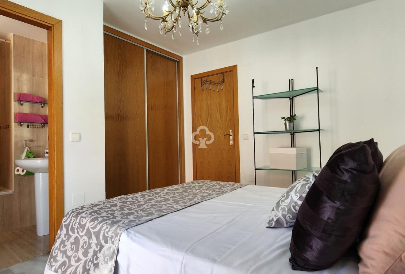 Resale - Apartament -
Fuengirola - Los Boliches