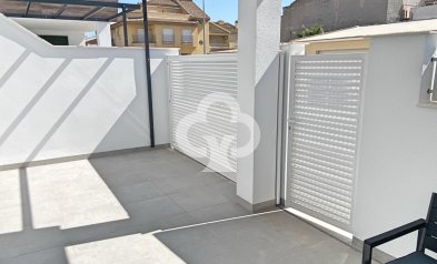 Obra nueva - Bungalow -
Pilar de la Horadada