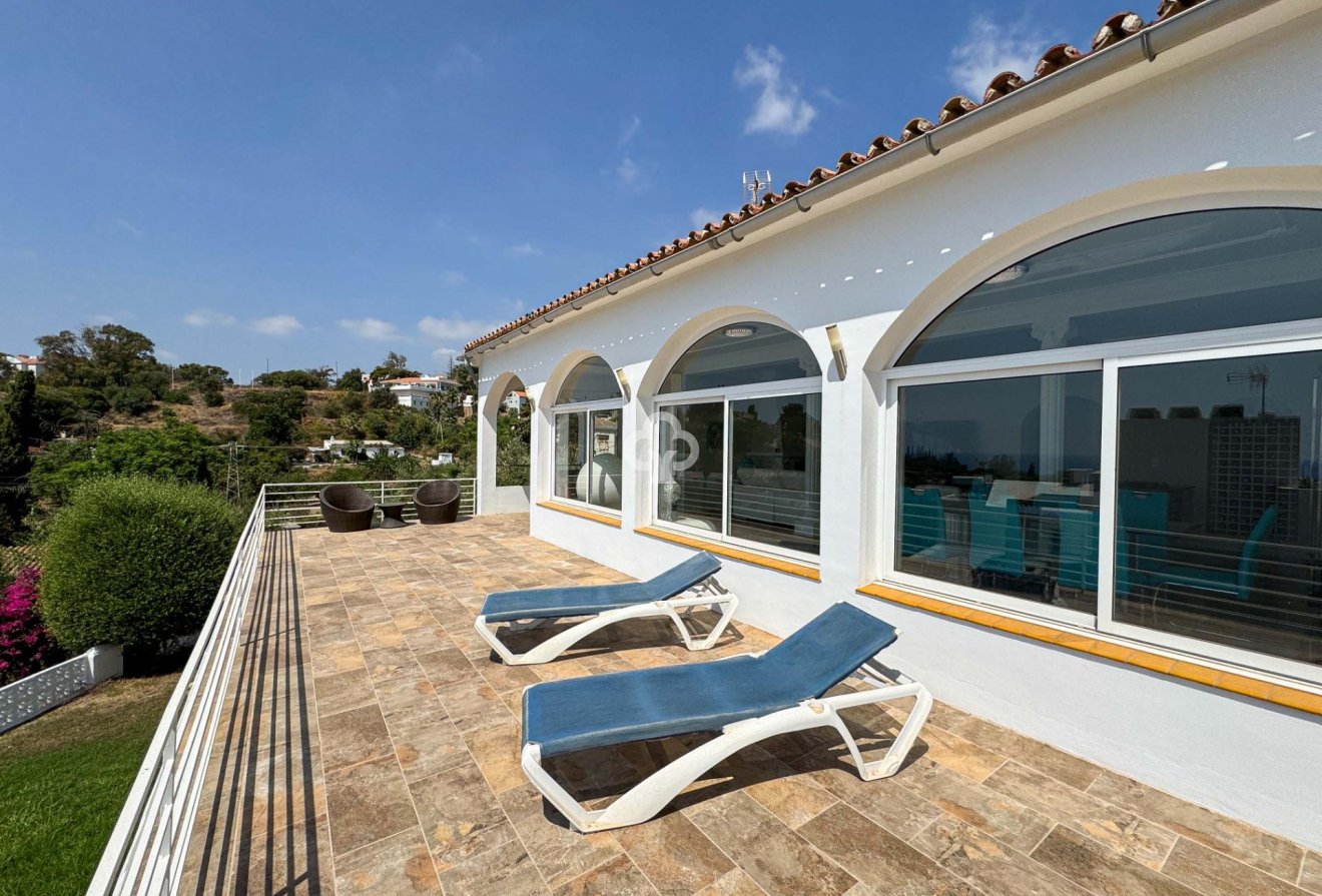 Resale - Villa -
Benalmádena - Torremuelle