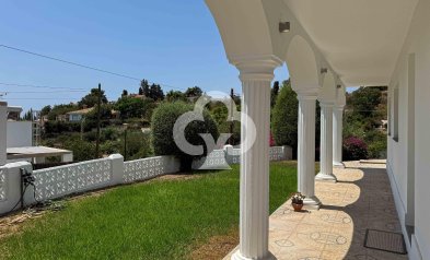 Resale - Villa -
Benalmádena - Torremuelle