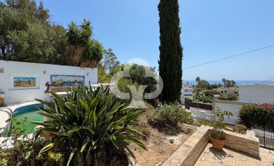 Resale - Villa -
Benalmádena - Torremuelle